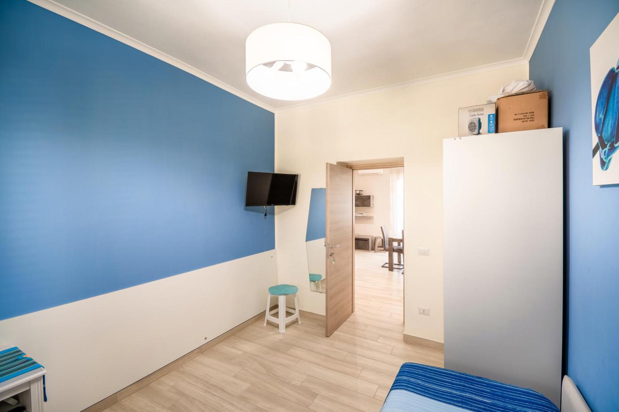 Color House *