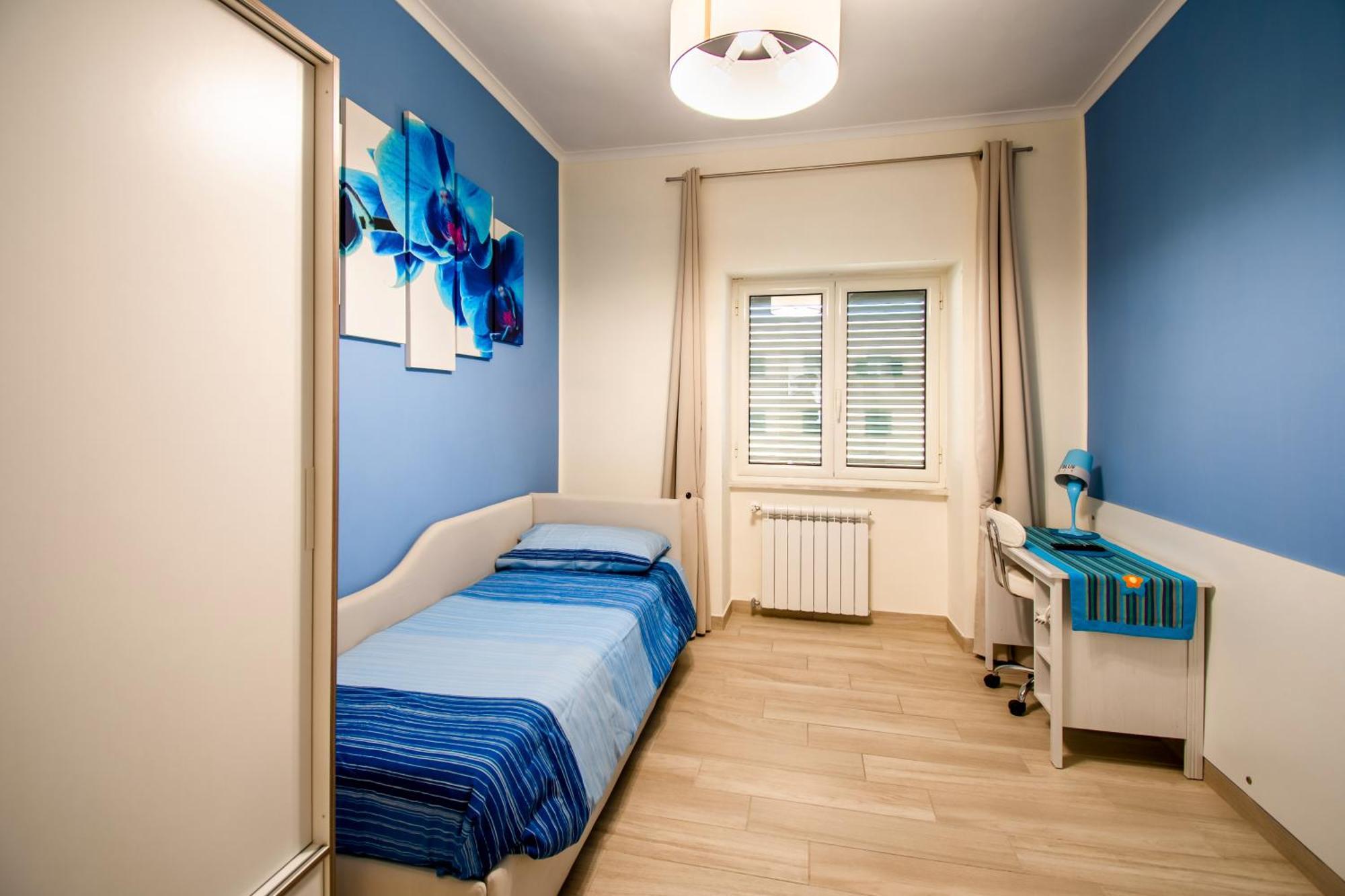 Guest house Color House Naples